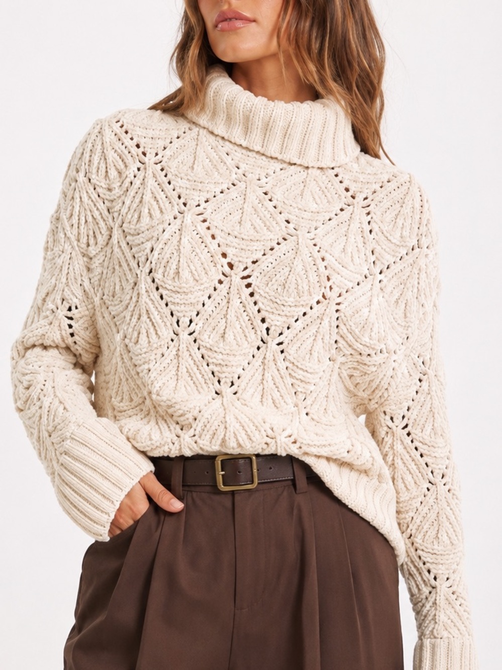 MOD Black Label Cream Chenille Openwork Turtleneck Sweater Medium Soft Knit